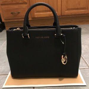 Michael Kors Purse KELLEN MEDIUM TOTE
